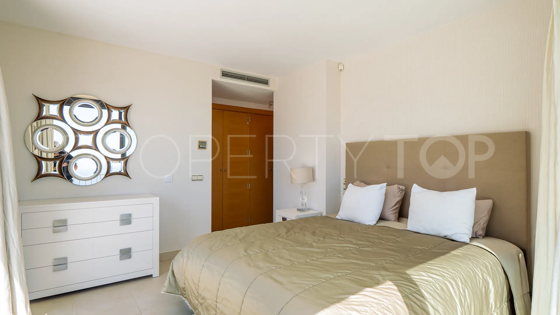 For sale penthouse in Samara