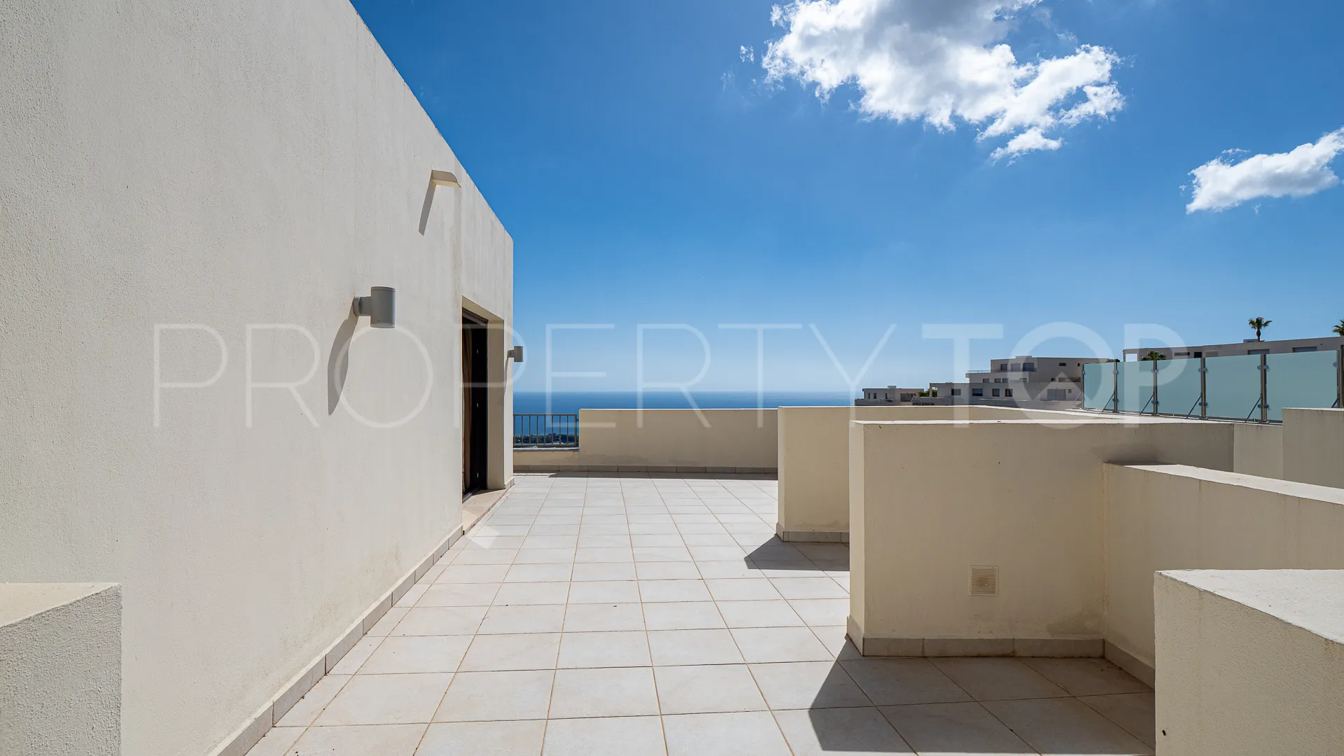 For sale penthouse in Samara