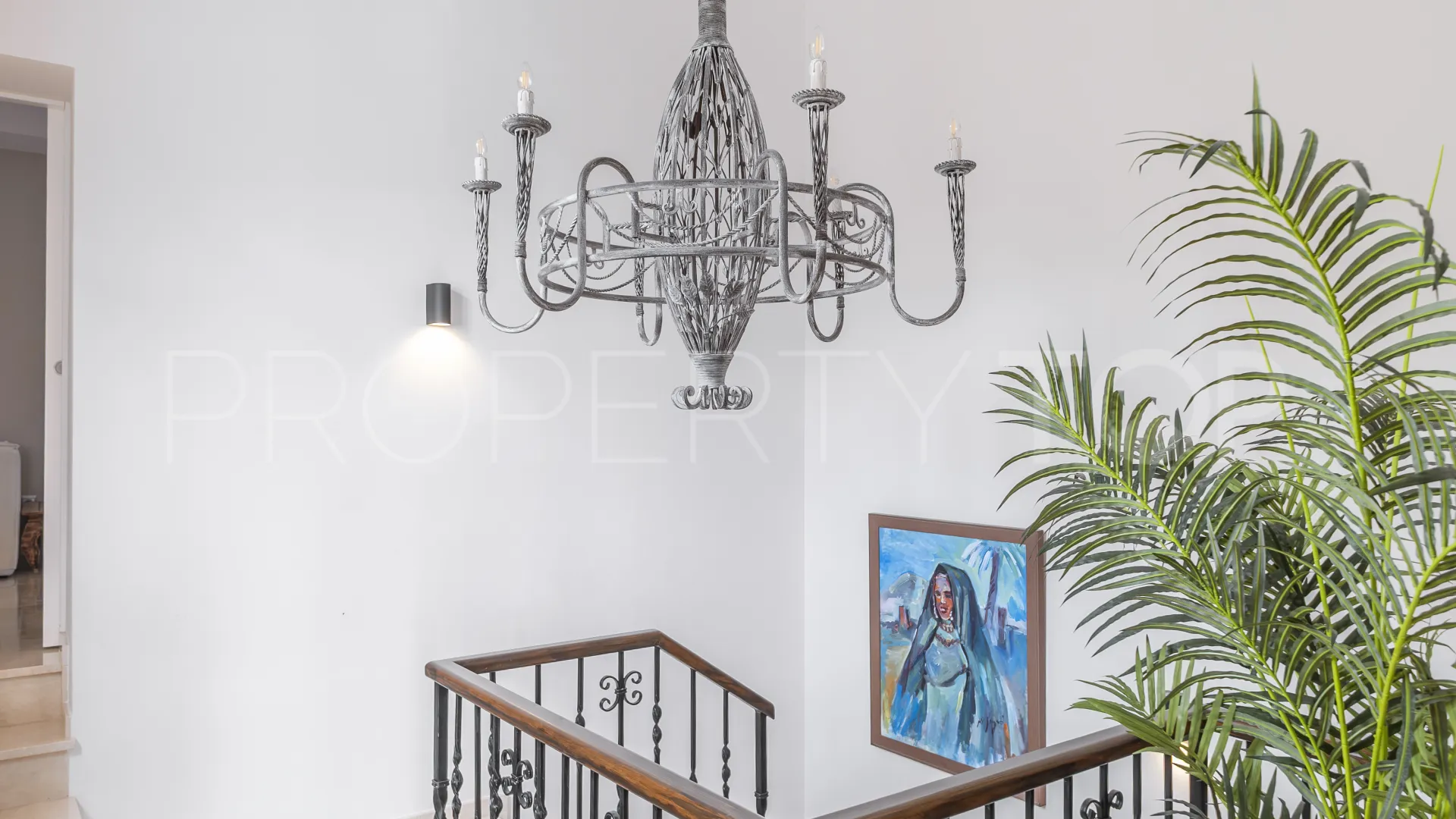 El Madroñal villa for sale