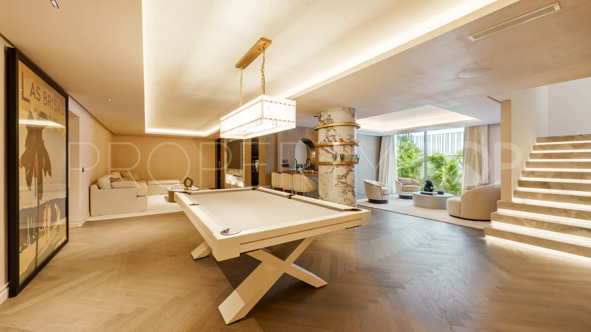 For sale Las Brisas 5 bedrooms chalet