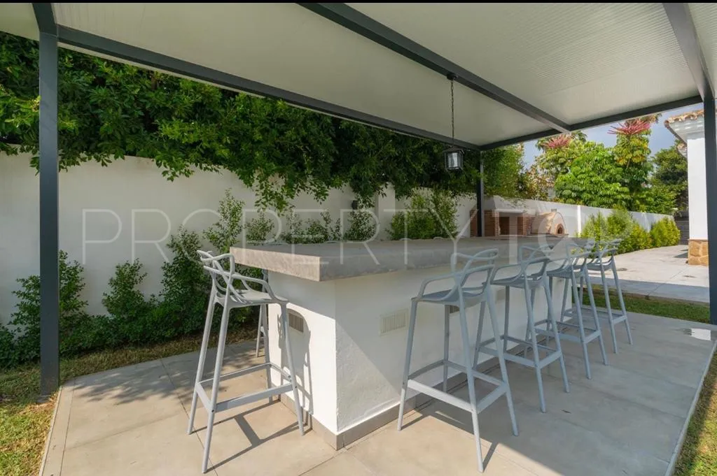 For sale Nueva Andalucia villa