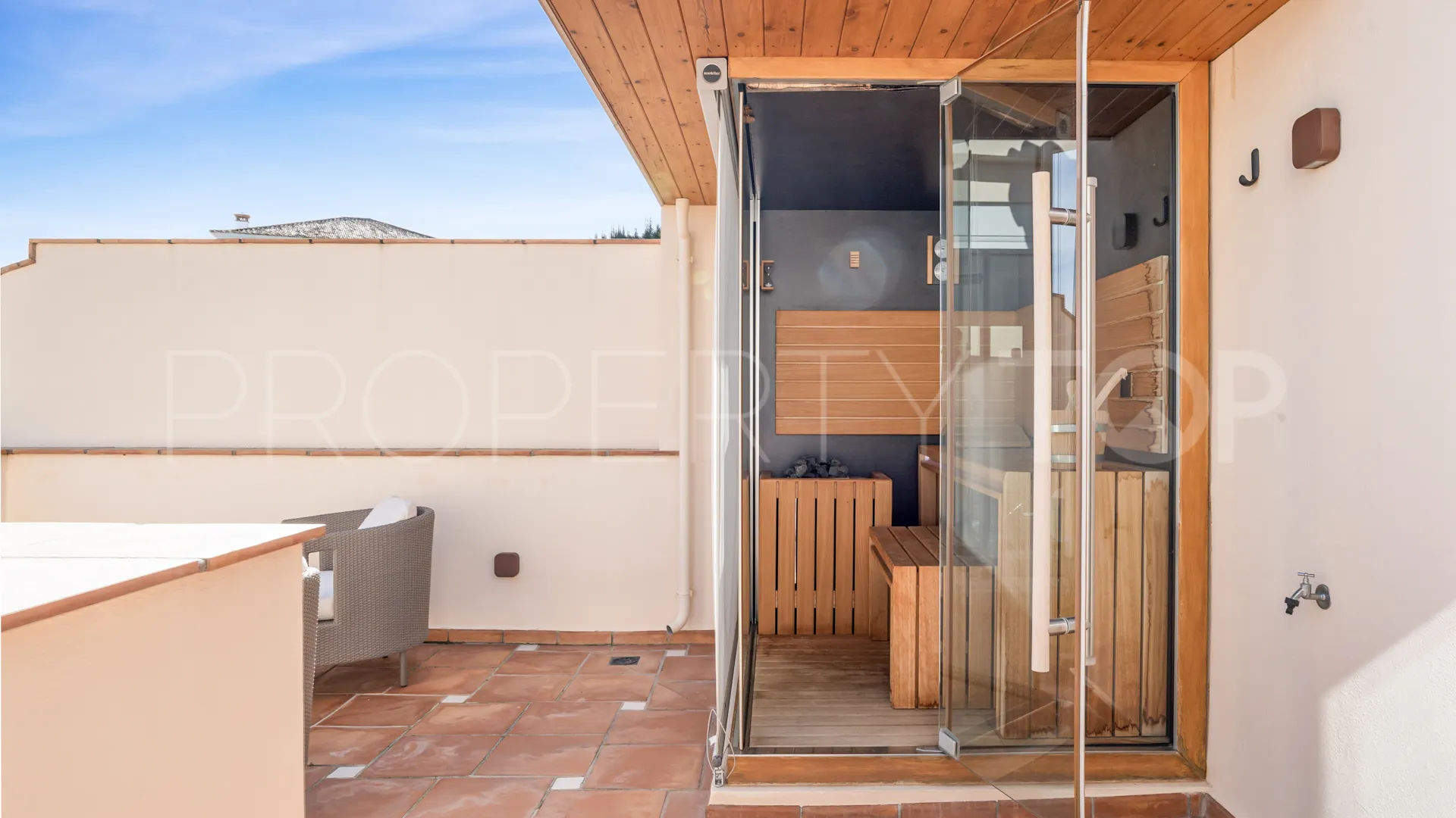 Atico duplex en venta en Los Almendros
