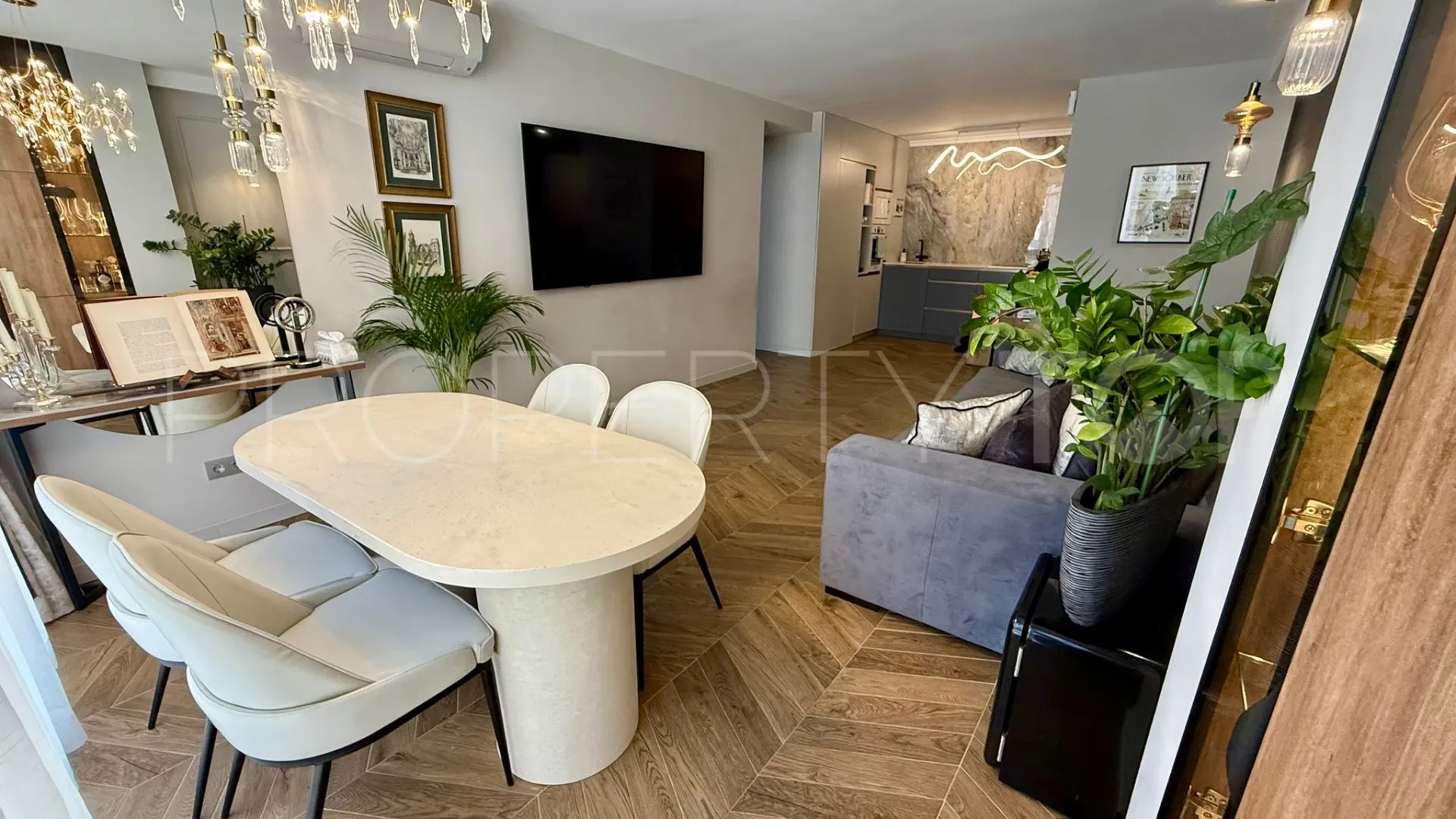 Los Boliches, apartamento de 3 dormitorios a la venta