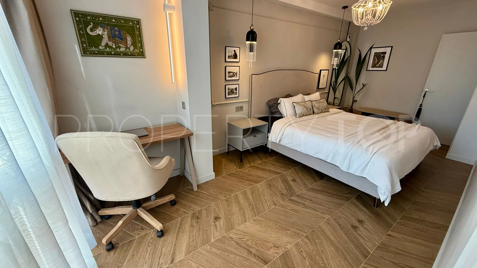 Los Boliches, apartamento de 3 dormitorios a la venta