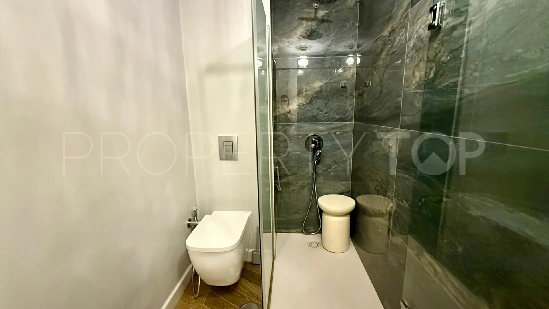 Los Boliches, apartamento de 3 dormitorios a la venta
