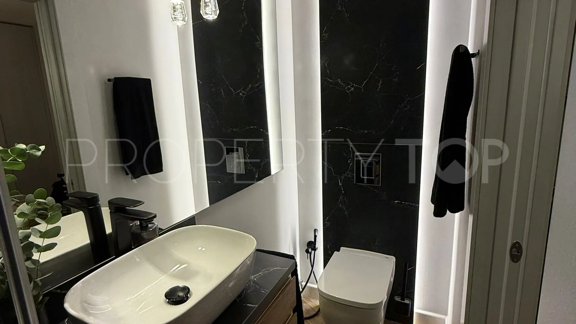 Los Boliches, apartamento de 3 dormitorios a la venta