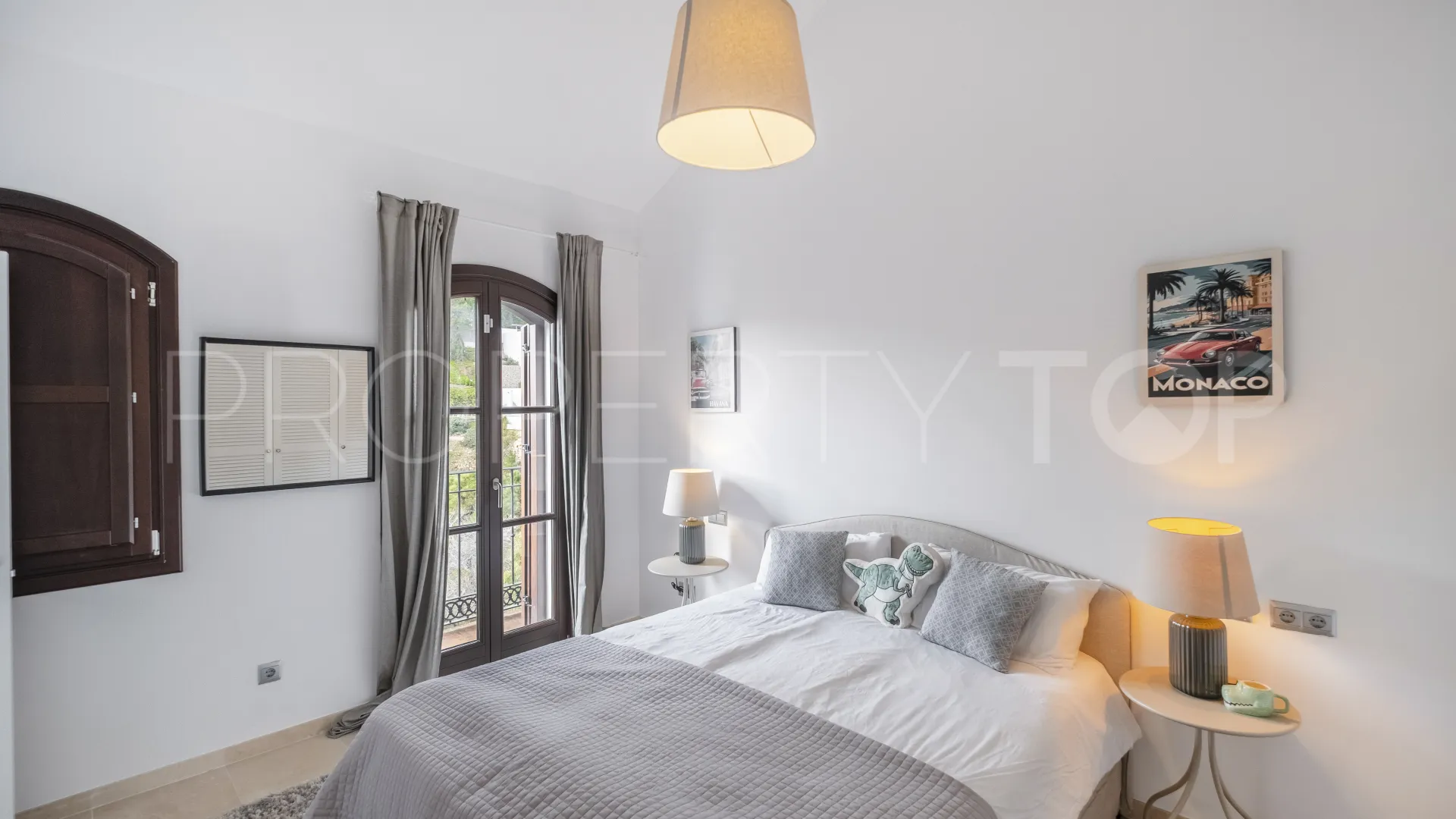 For sale villa with 6 bedrooms in El Madroñal