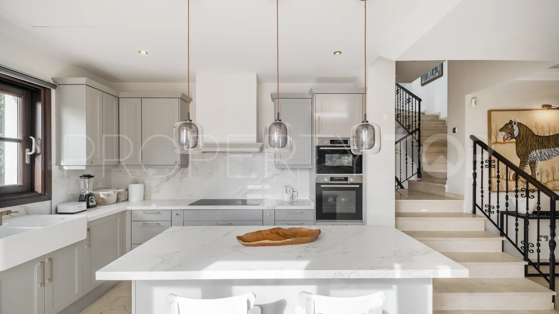 For sale villa with 6 bedrooms in El Madroñal