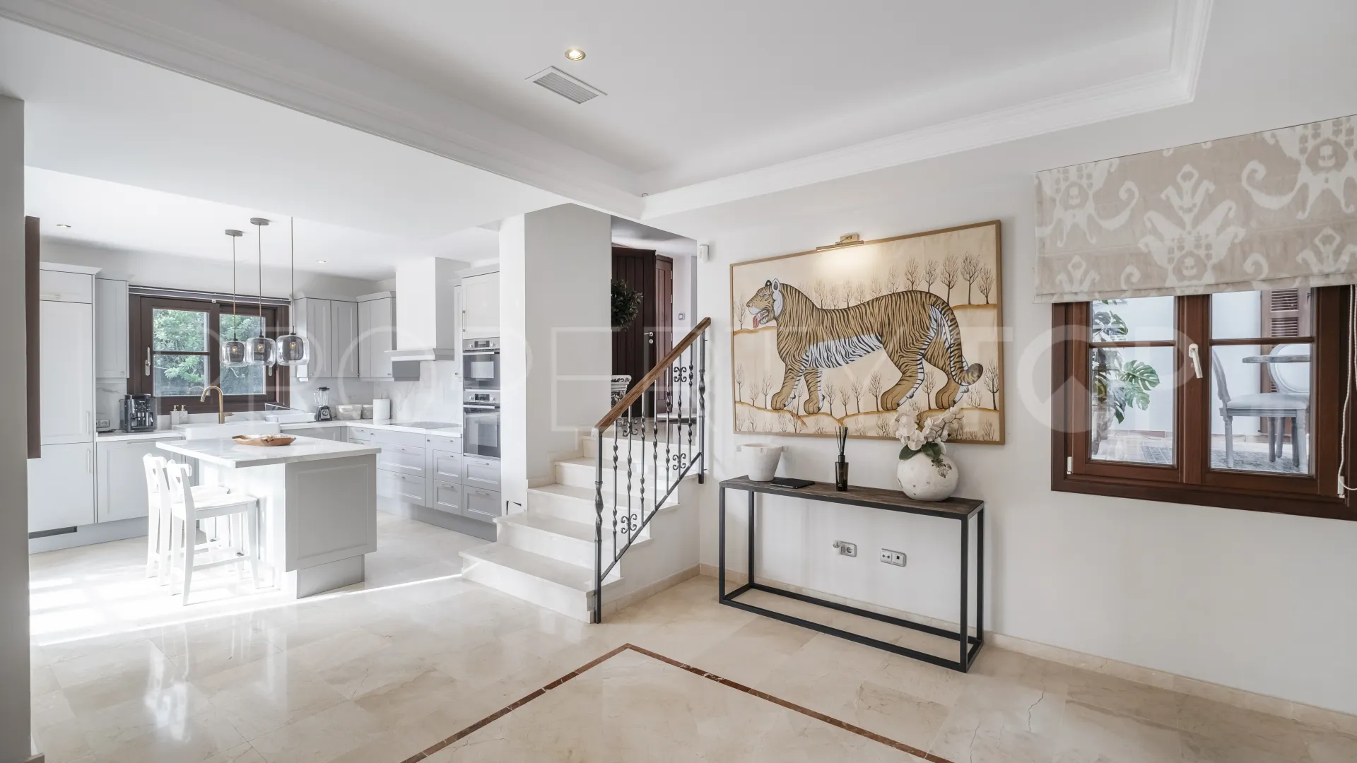 For sale villa with 6 bedrooms in El Madroñal