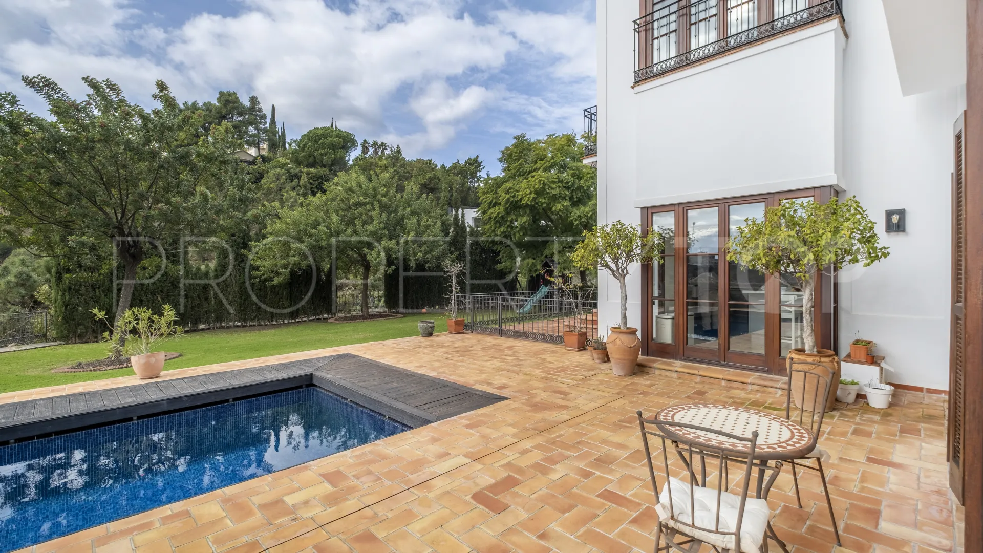 For sale villa with 6 bedrooms in El Madroñal