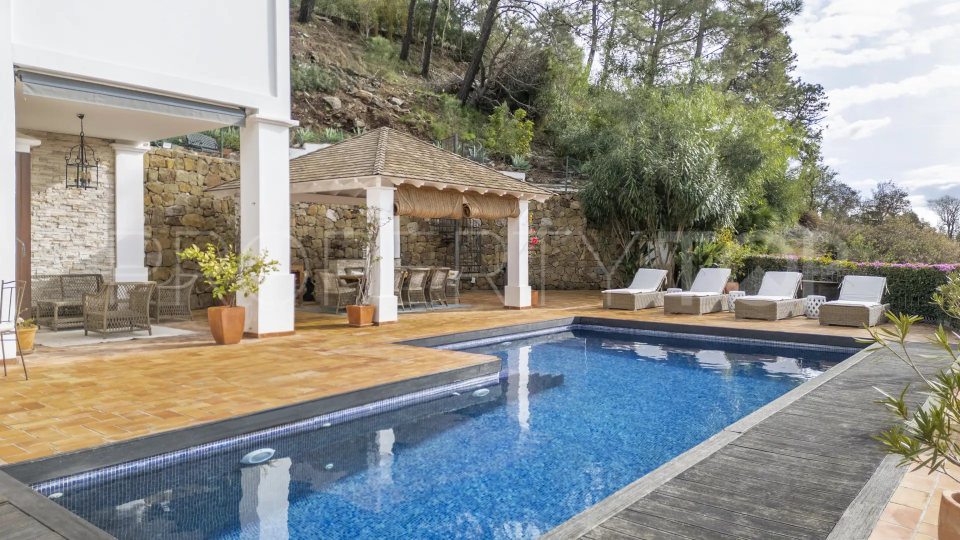 For sale villa with 6 bedrooms in El Madroñal