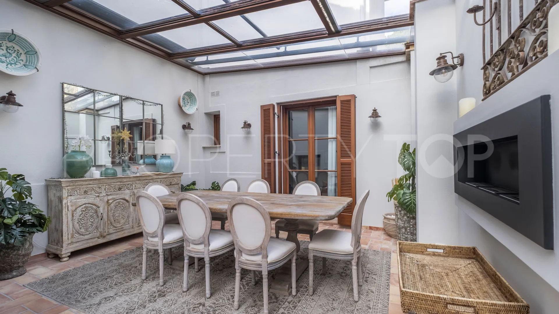 For sale villa with 6 bedrooms in El Madroñal