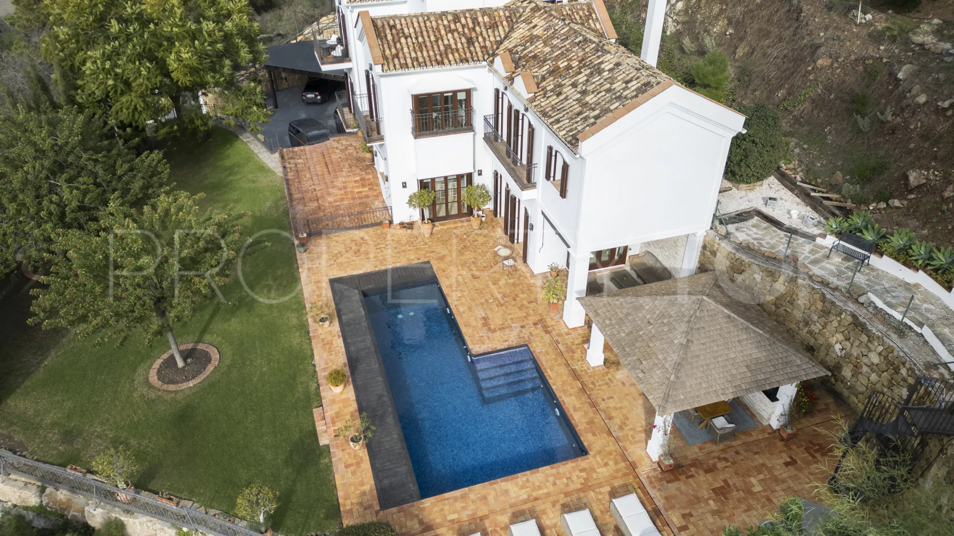 For sale villa with 6 bedrooms in El Madroñal