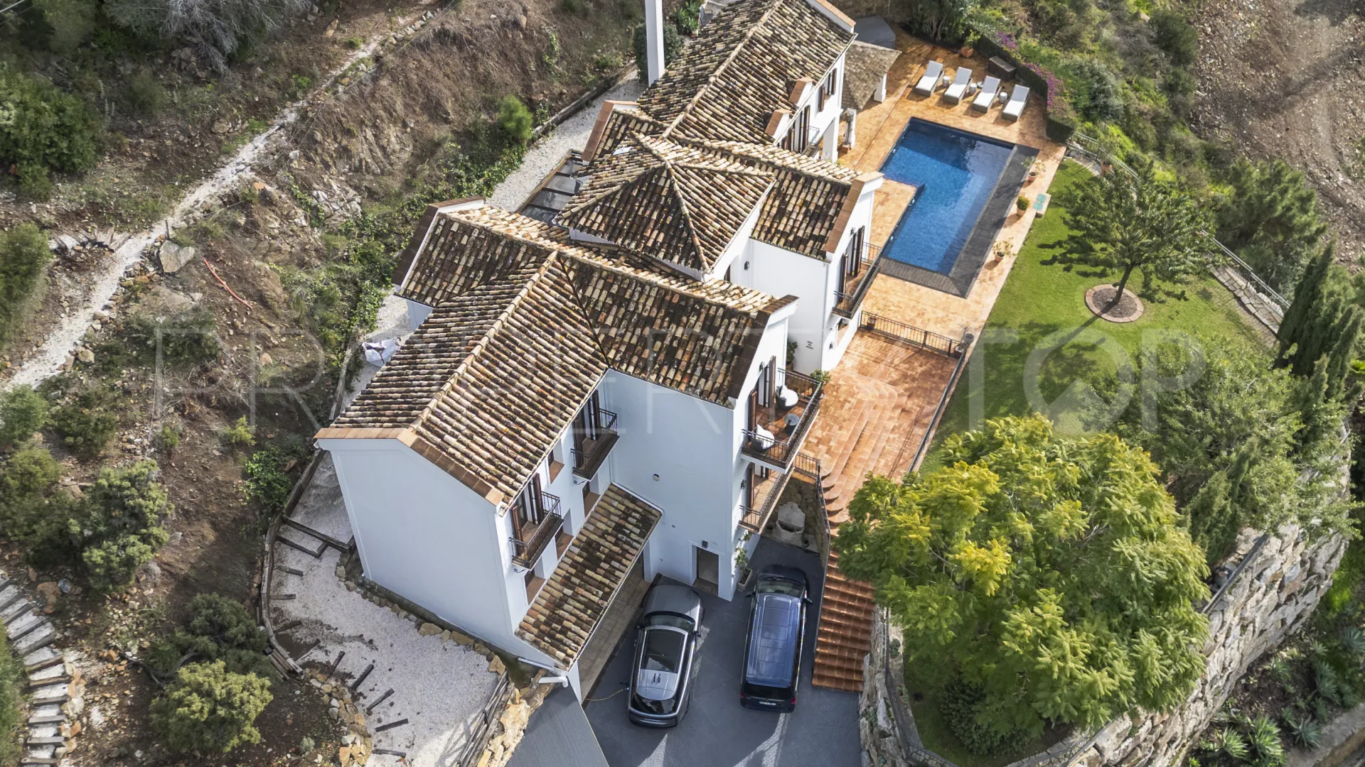 For sale villa with 6 bedrooms in El Madroñal