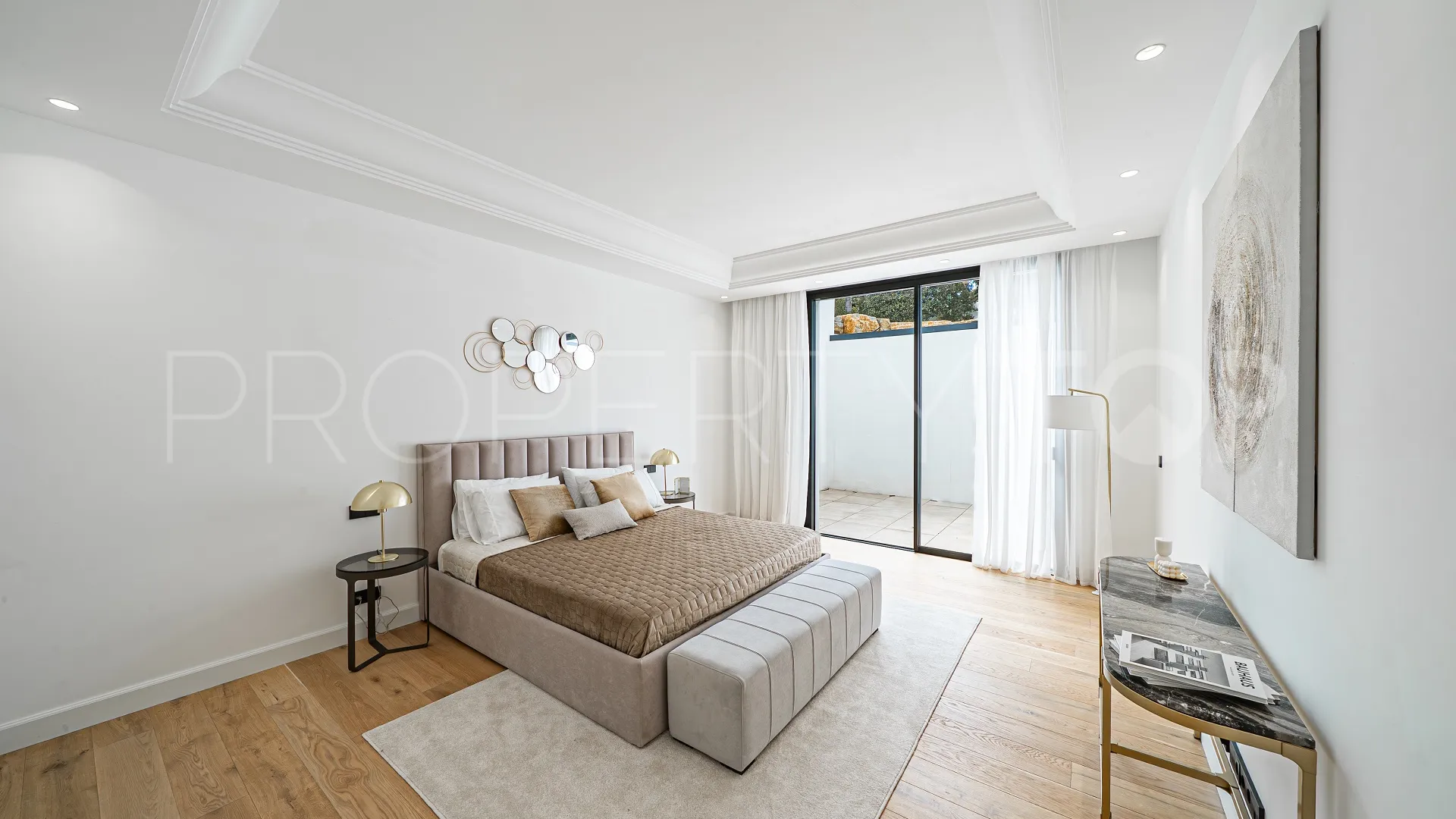 Villa for sale in Las Lomas de Marbella with 6 bedrooms