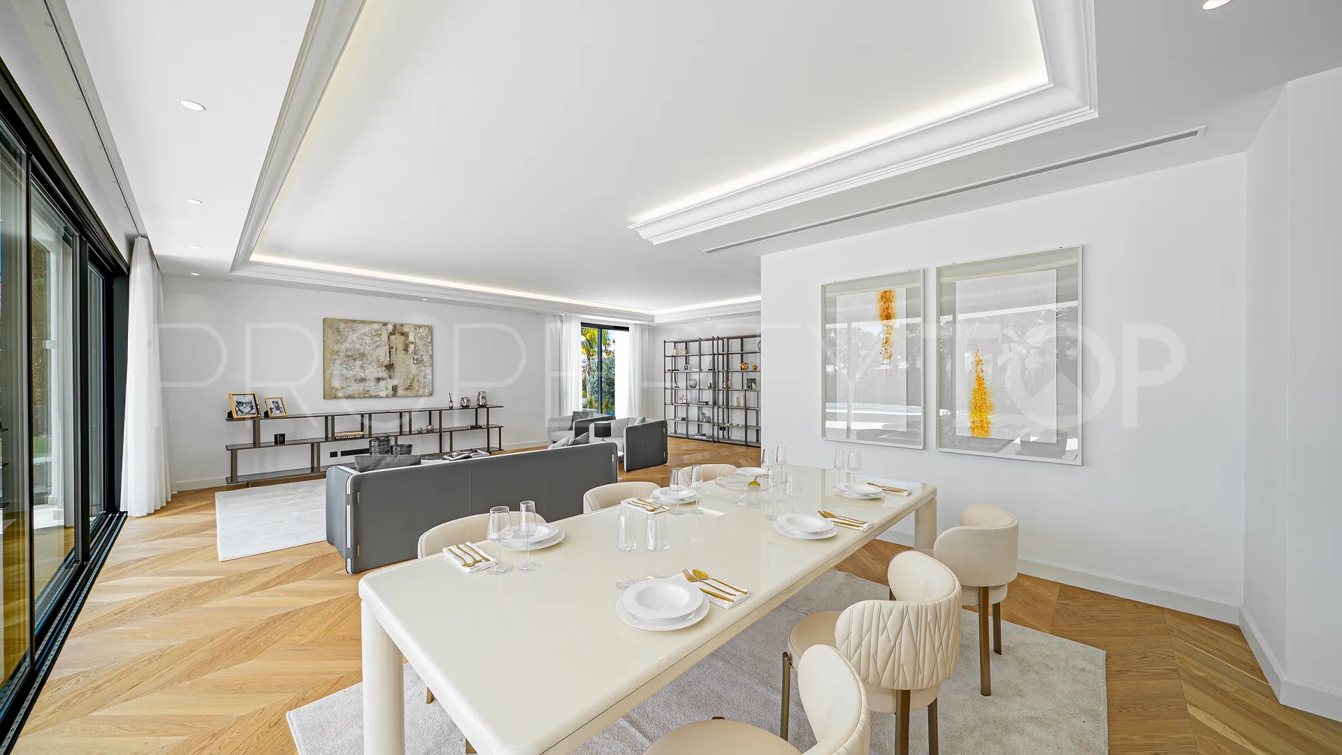 Villa for sale in Las Lomas de Marbella with 6 bedrooms