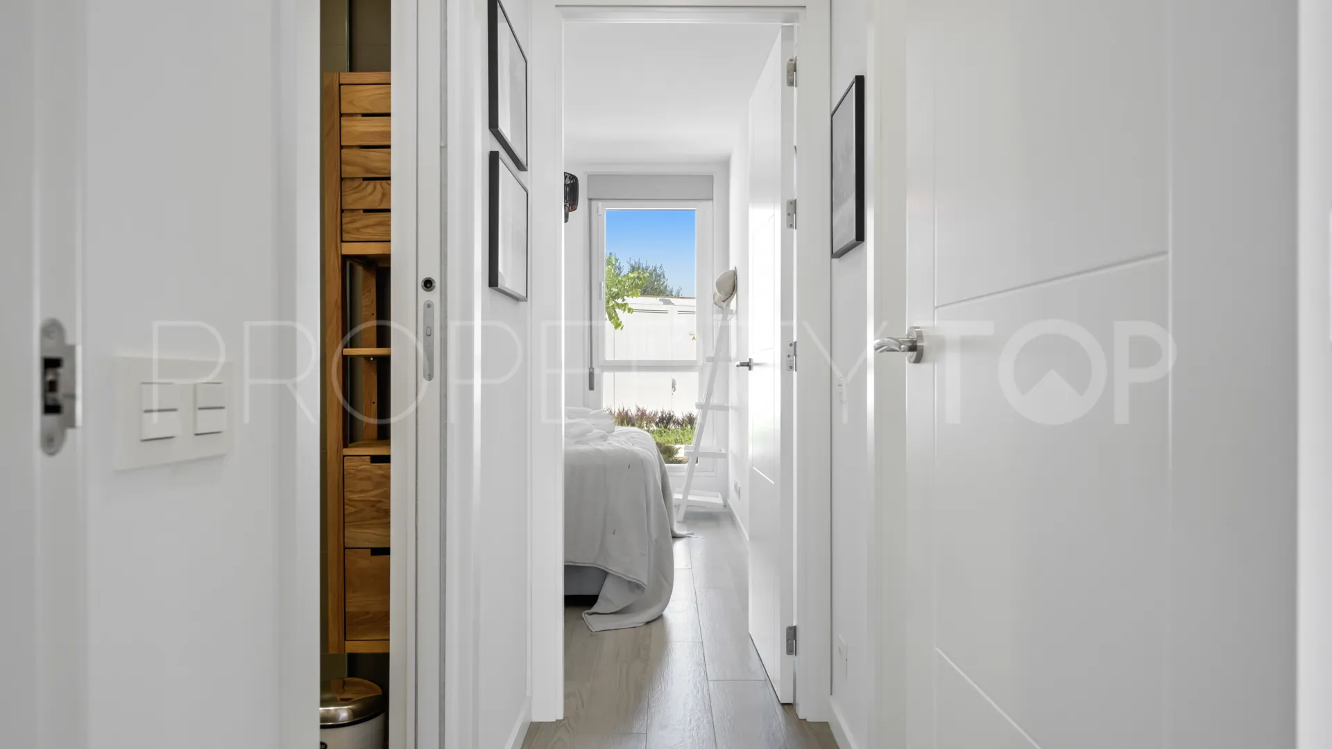3 bedrooms apartment in New Golden Mile for sale
