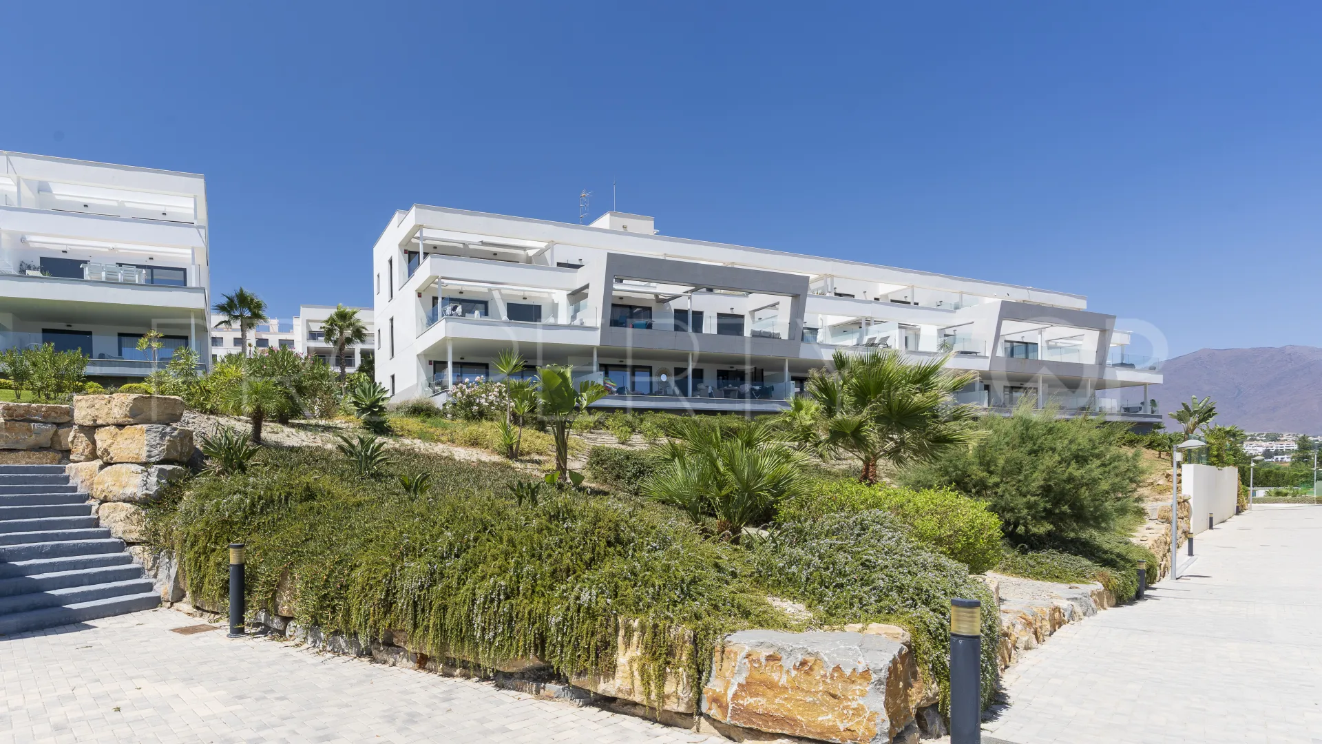For sale Doña Julia penthouse with 2 bedrooms