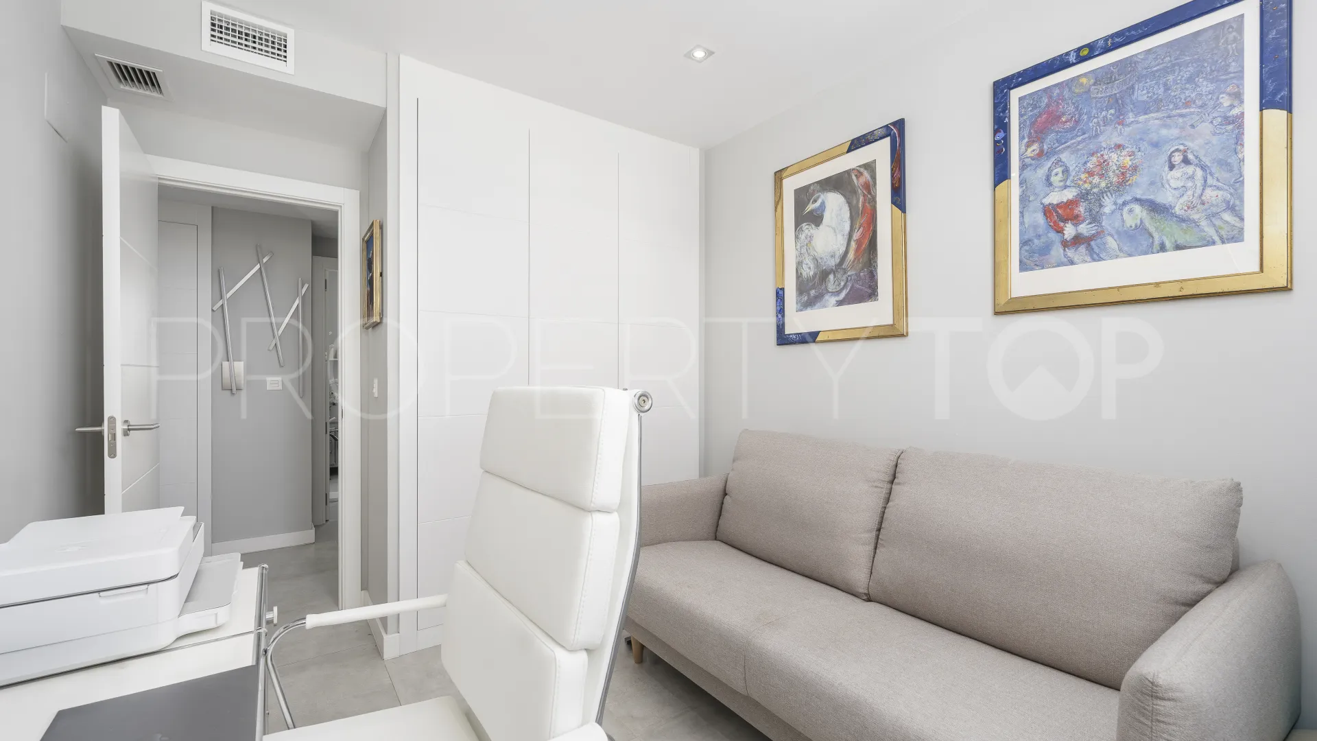 For sale Doña Julia penthouse with 2 bedrooms