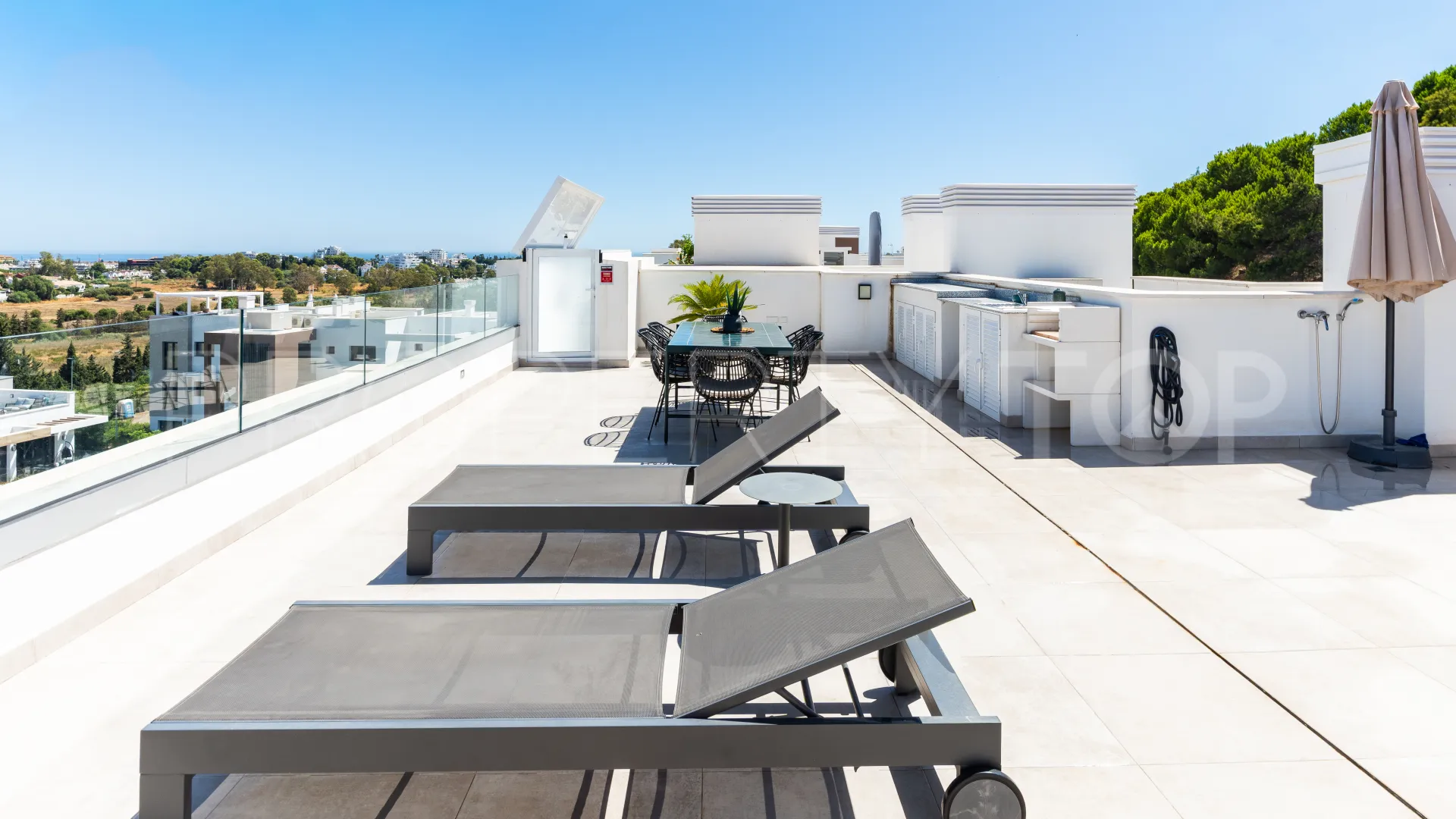 Estepona 3 bedrooms penthouse for sale