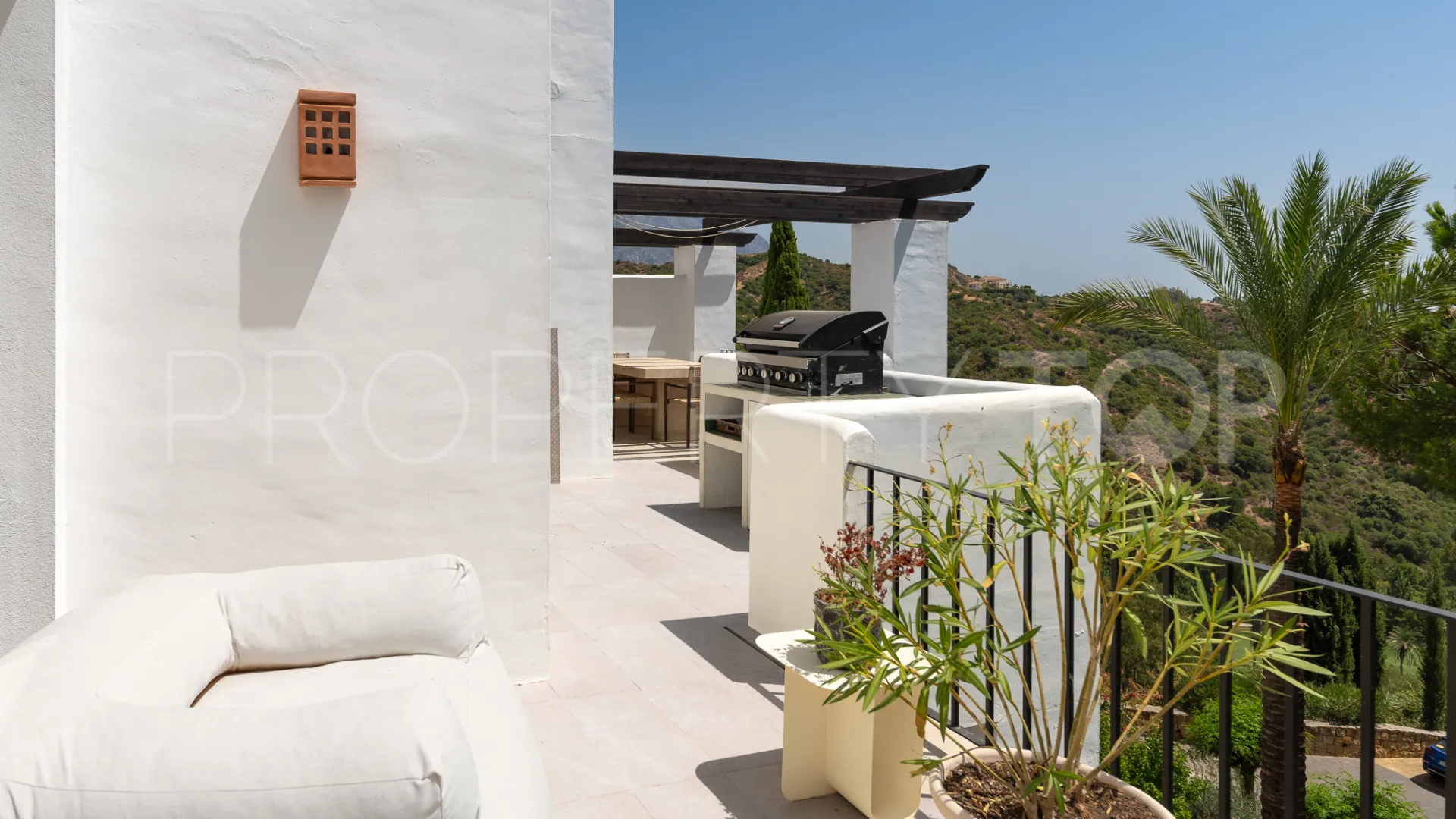 La Quinta penthouse for sale
