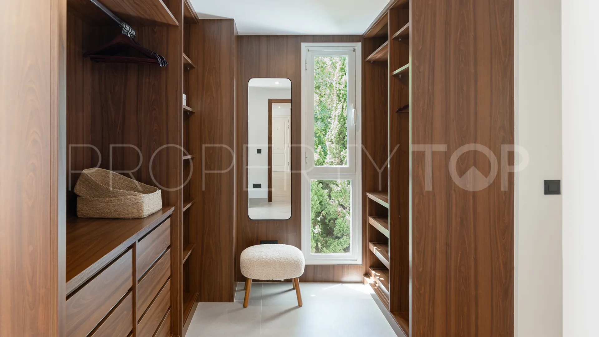 La Quinta penthouse for sale