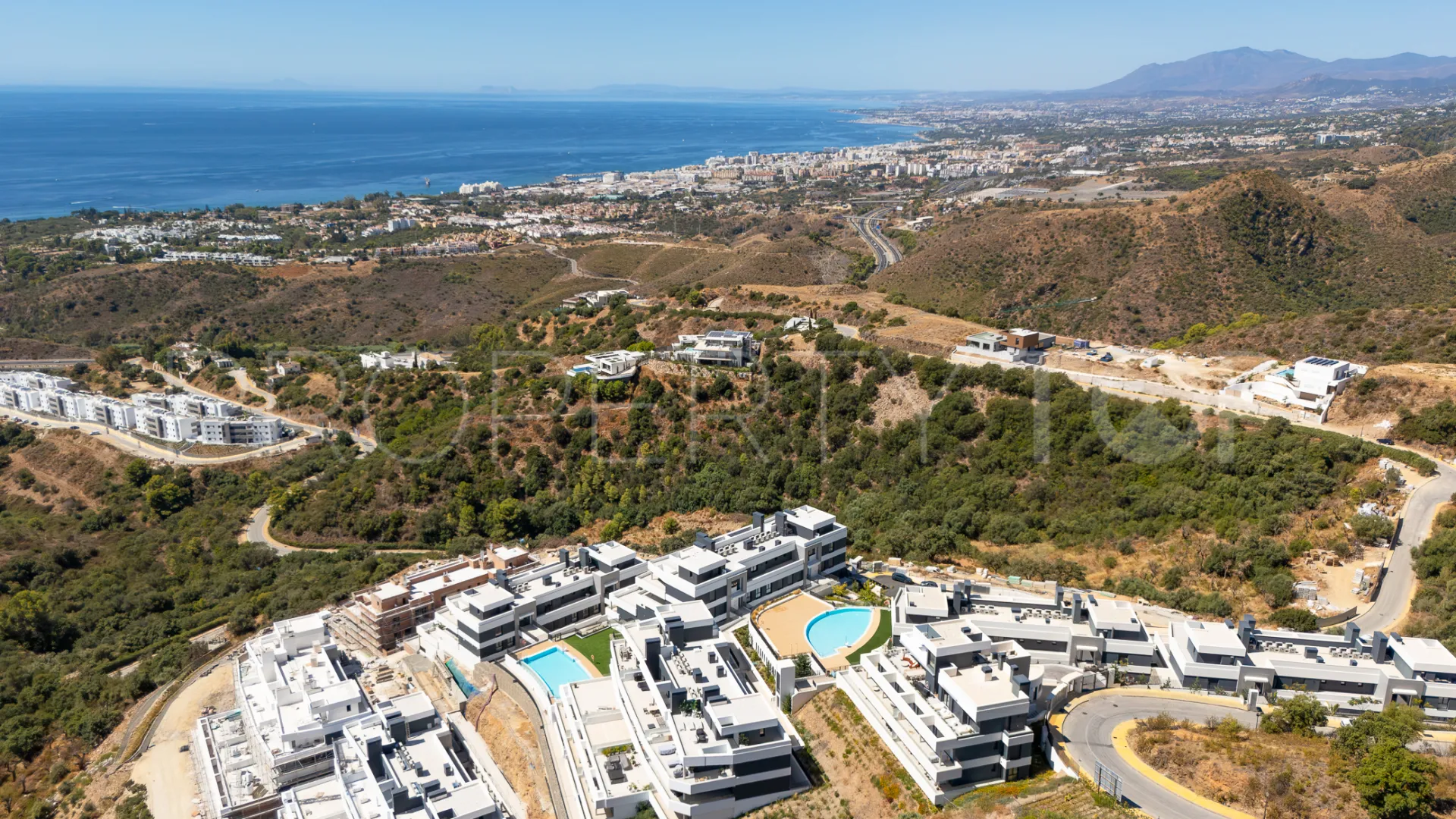 Comprar atico duplex en Los Altos de los Monteros