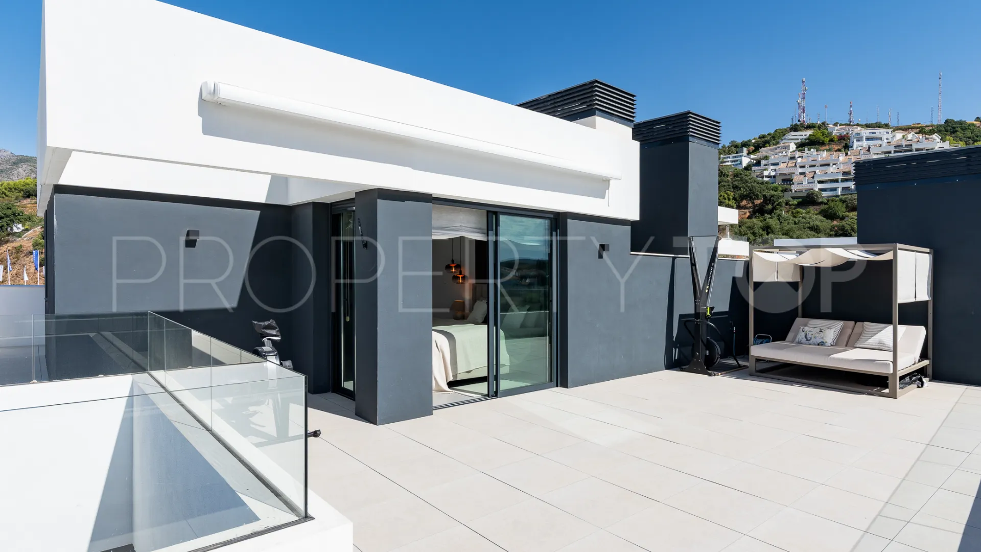 Comprar atico duplex en Los Altos de los Monteros