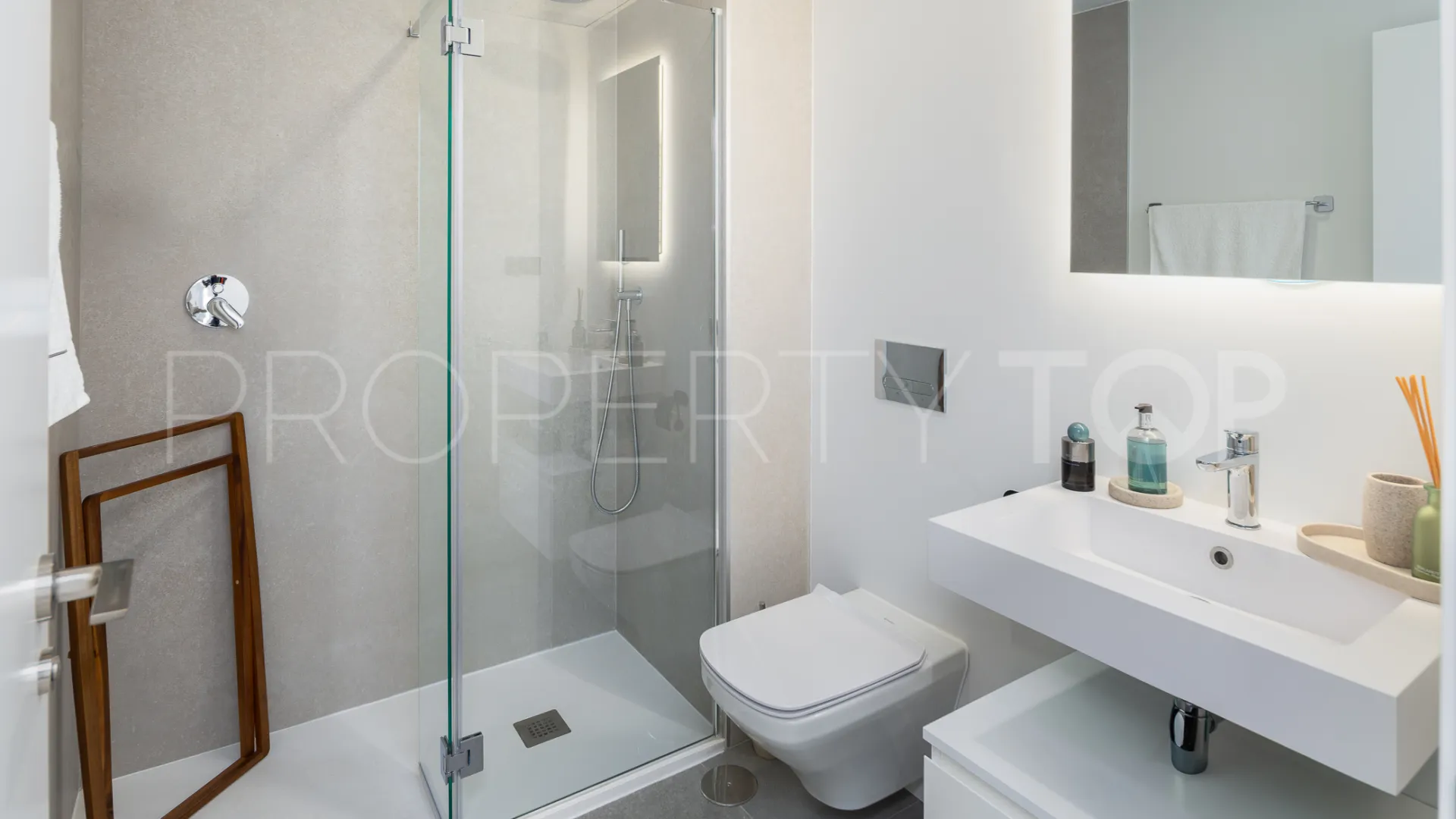 Comprar atico duplex en Los Altos de los Monteros