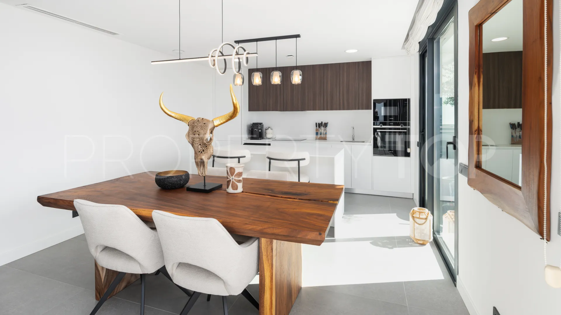 Comprar atico duplex en Los Altos de los Monteros