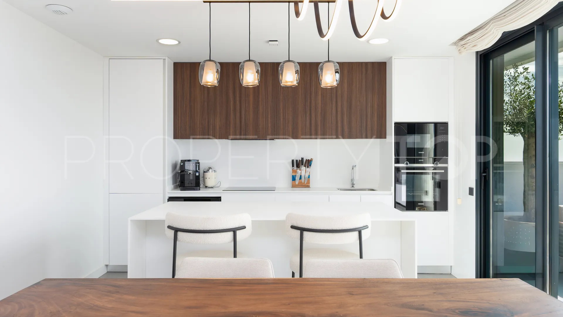 Comprar atico duplex en Los Altos de los Monteros