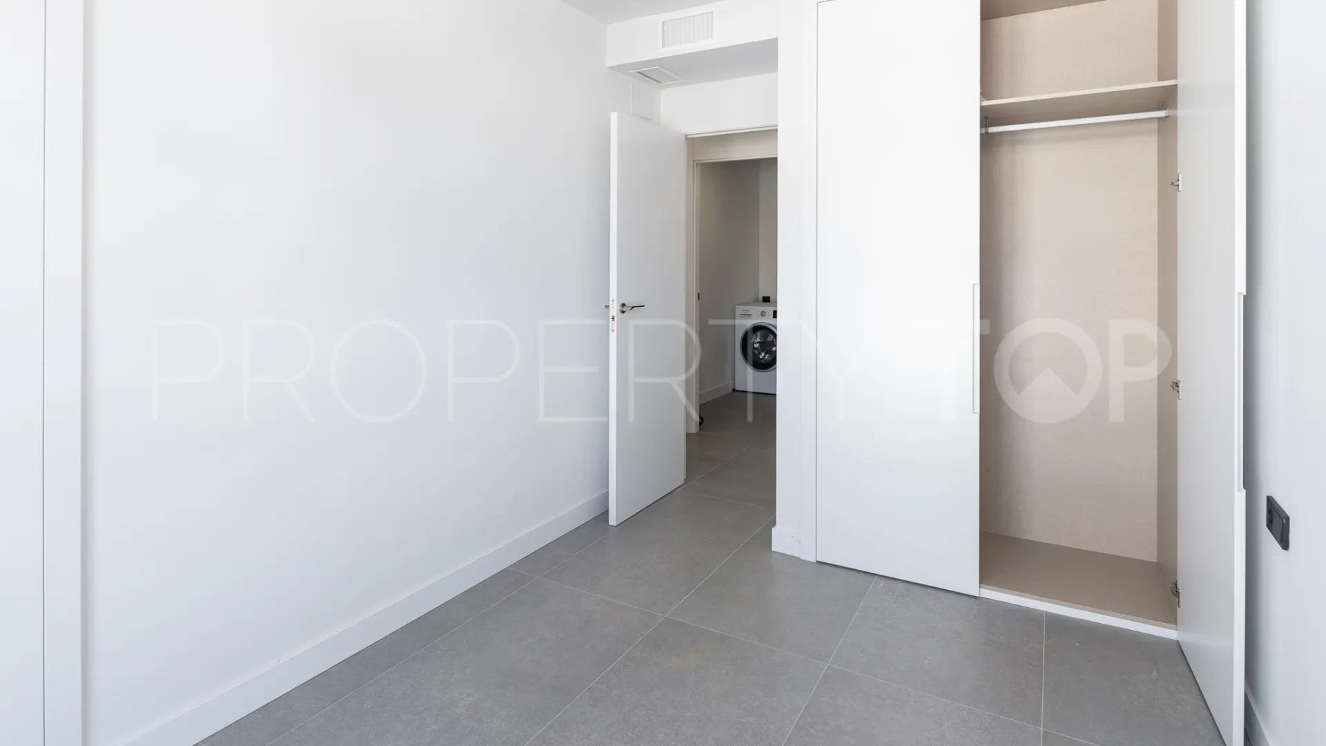 Comprar atico duplex en Los Altos de los Monteros
