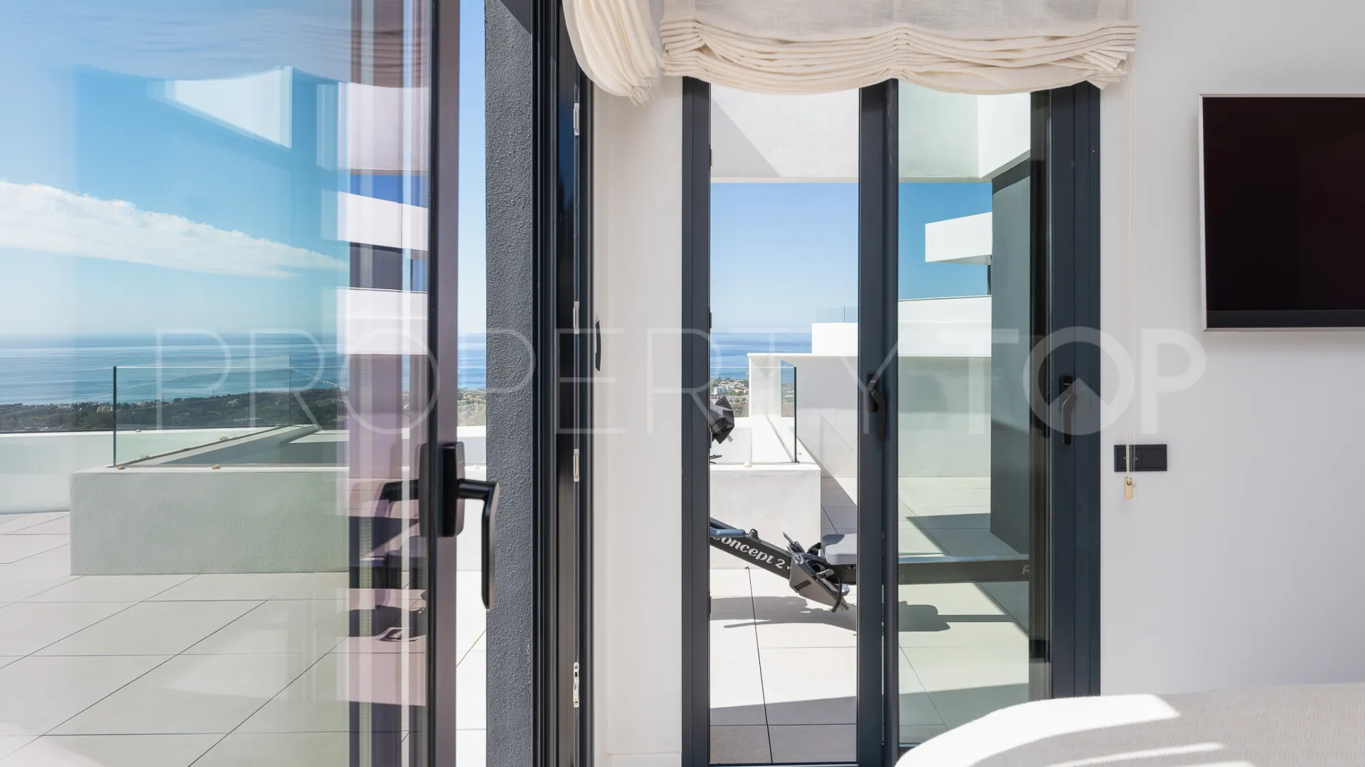 Comprar atico duplex en Los Altos de los Monteros