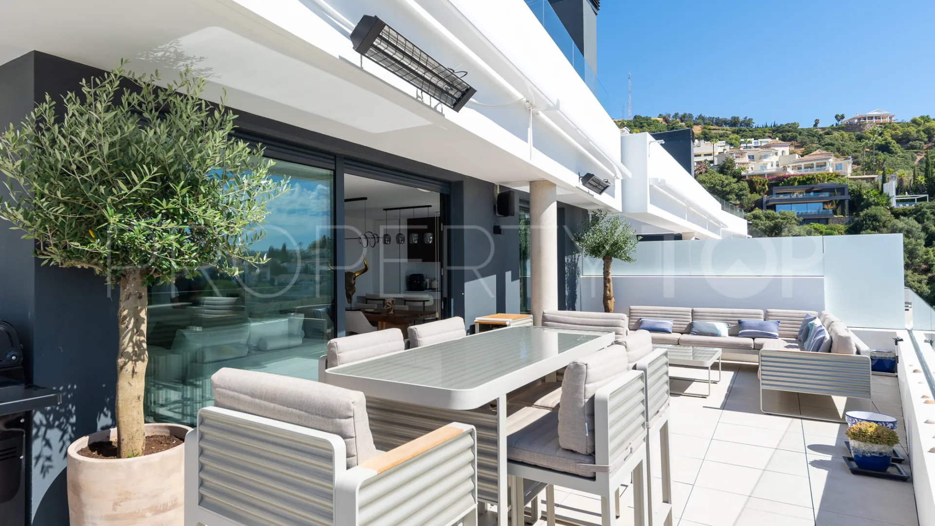 Comprar atico duplex en Los Altos de los Monteros