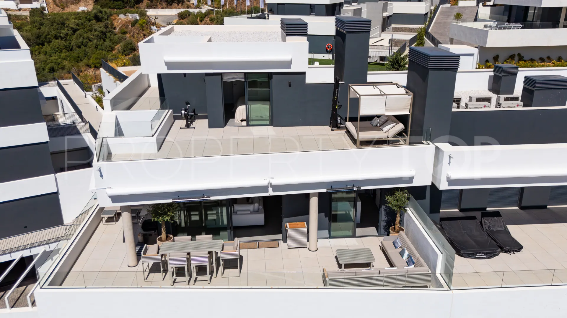 Comprar atico duplex en Los Altos de los Monteros