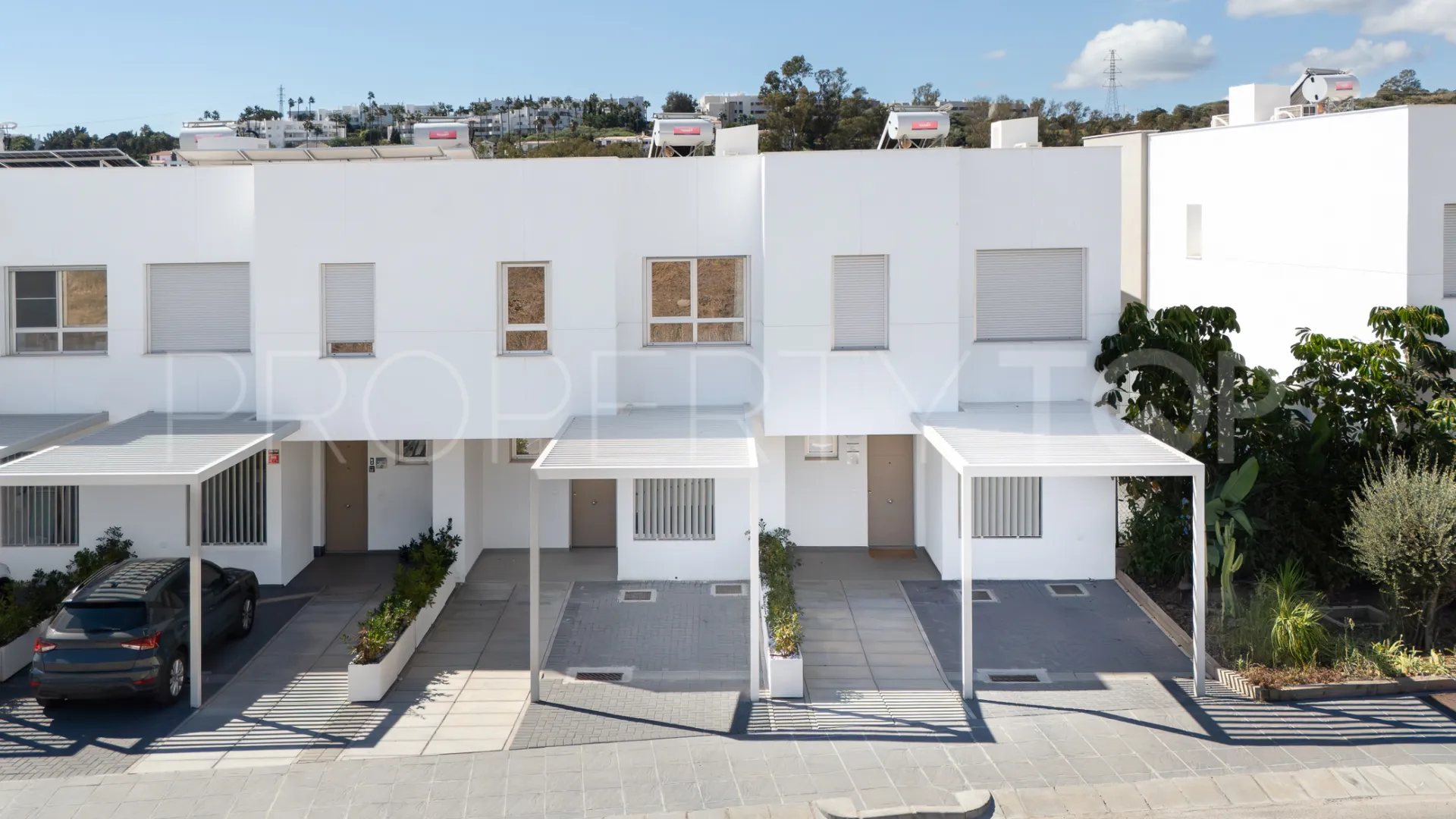 For sale 3 bedrooms town house in Estepona