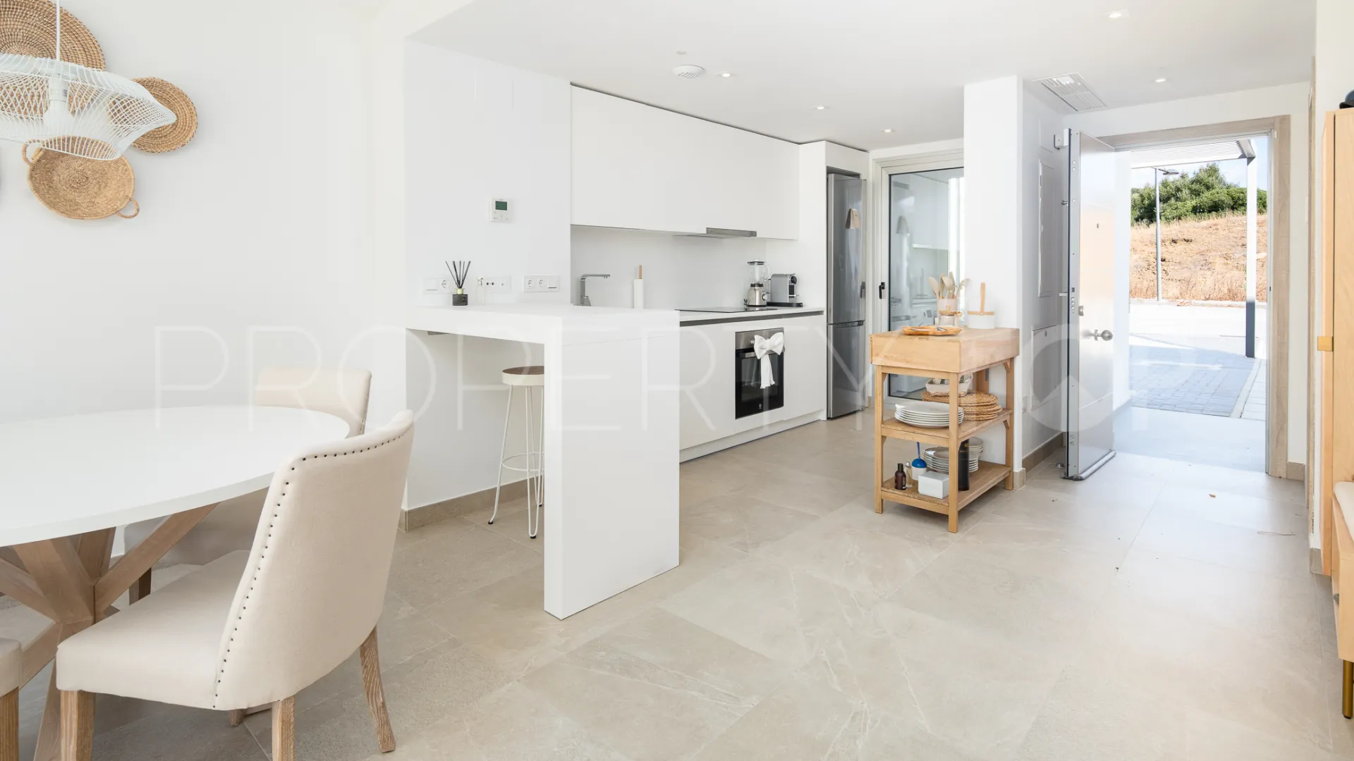 For sale 3 bedrooms town house in Estepona