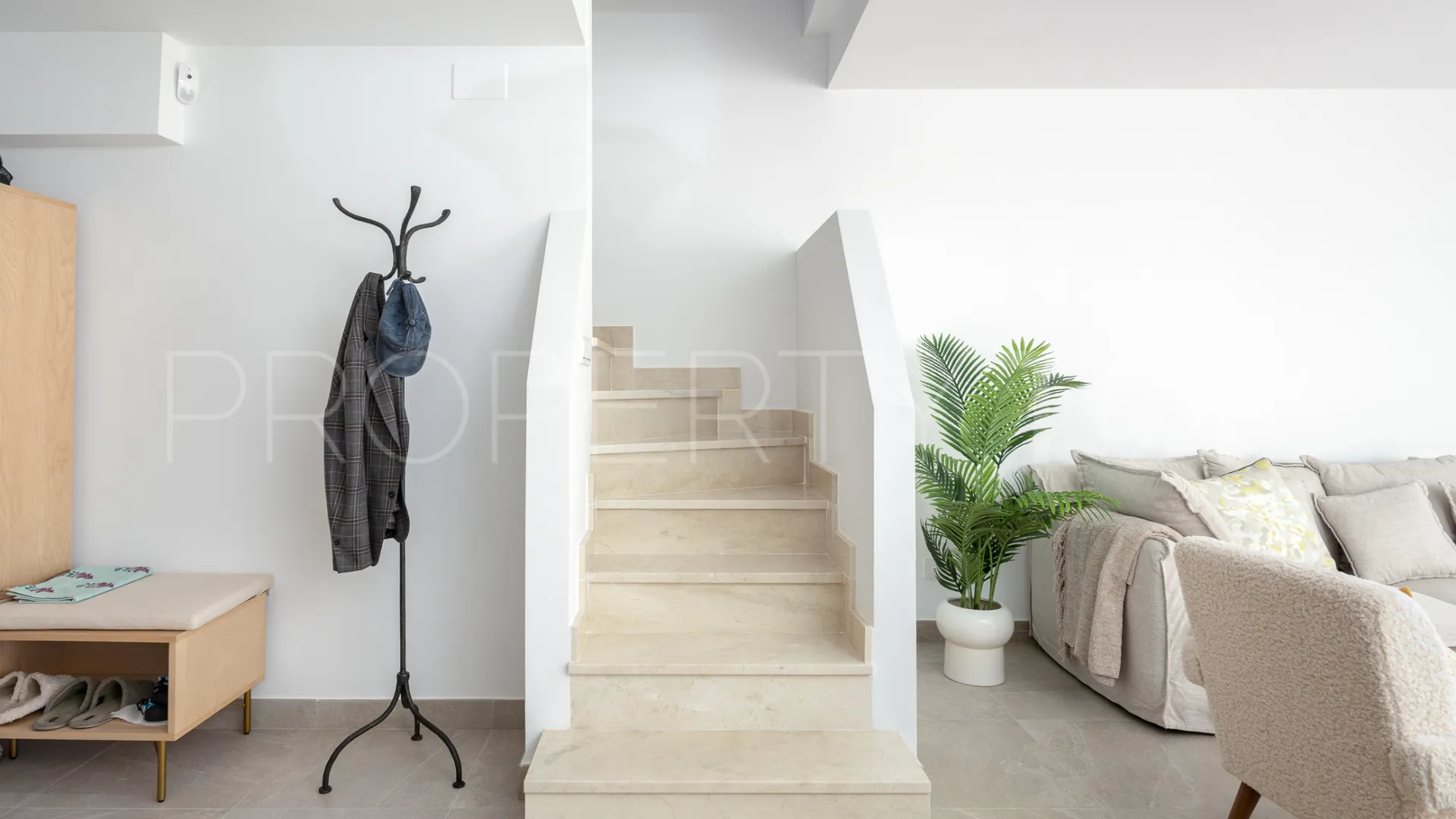 For sale 3 bedrooms town house in Estepona