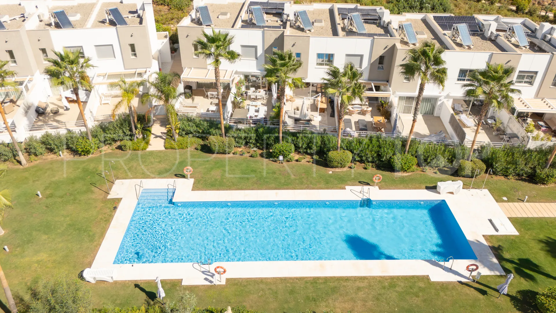 For sale 3 bedrooms town house in Estepona