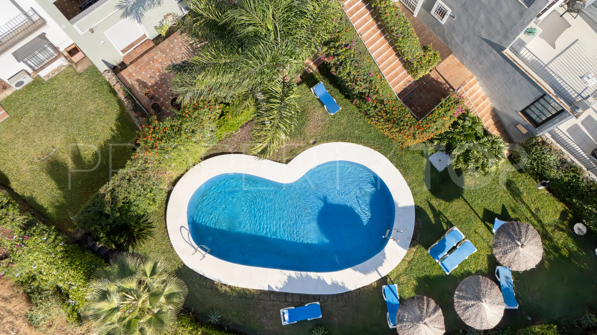 Marbella Golden Mile, adosado con 3 dormitorios en venta