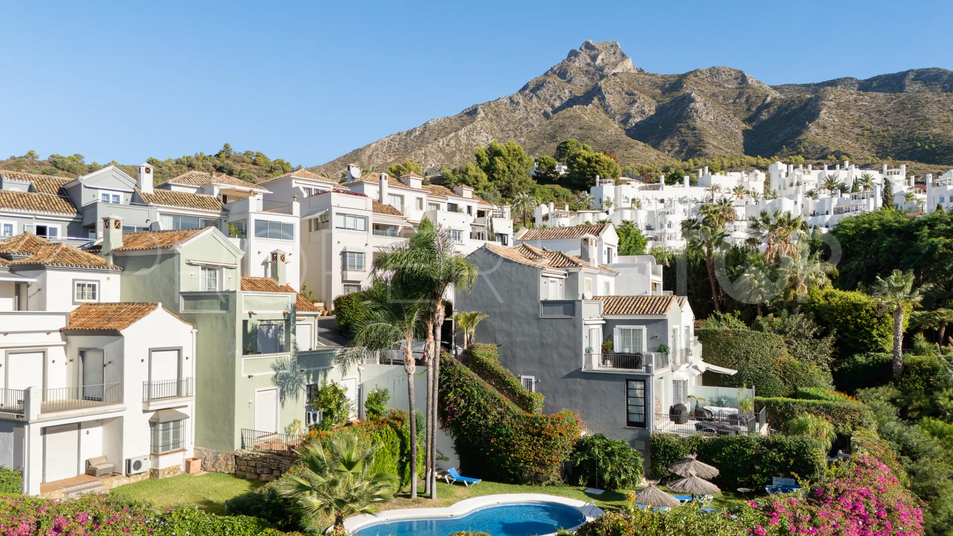 Marbella Golden Mile, adosado con 3 dormitorios en venta