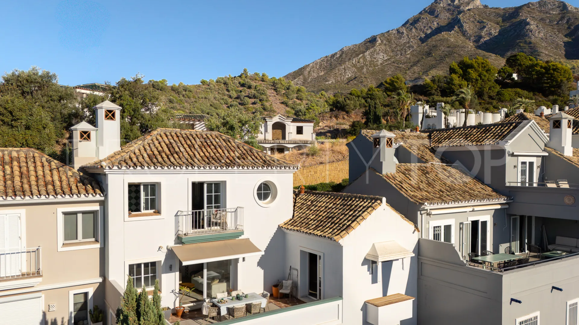 Marbella Golden Mile, adosado con 3 dormitorios en venta