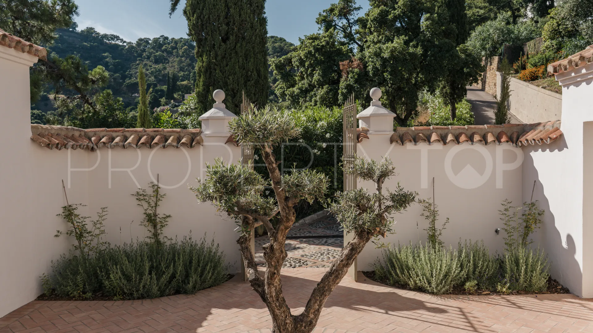 For sale villa in El Madroñal