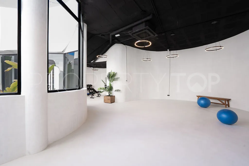 For sale 2 bedrooms apartment in Nueva Andalucia