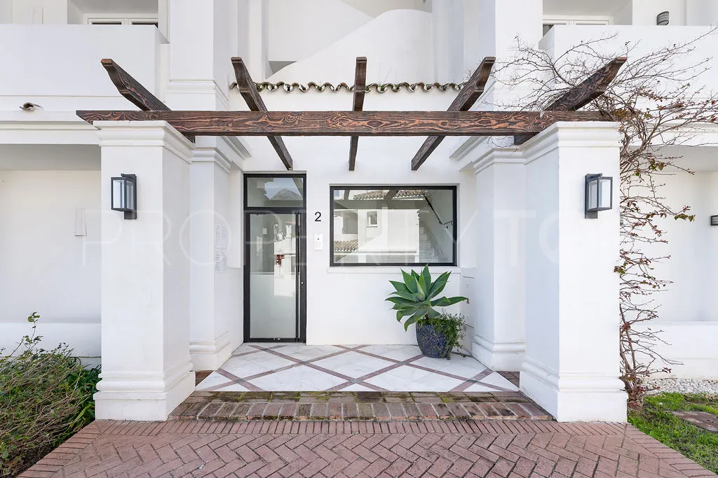 For sale 2 bedrooms apartment in Nueva Andalucia