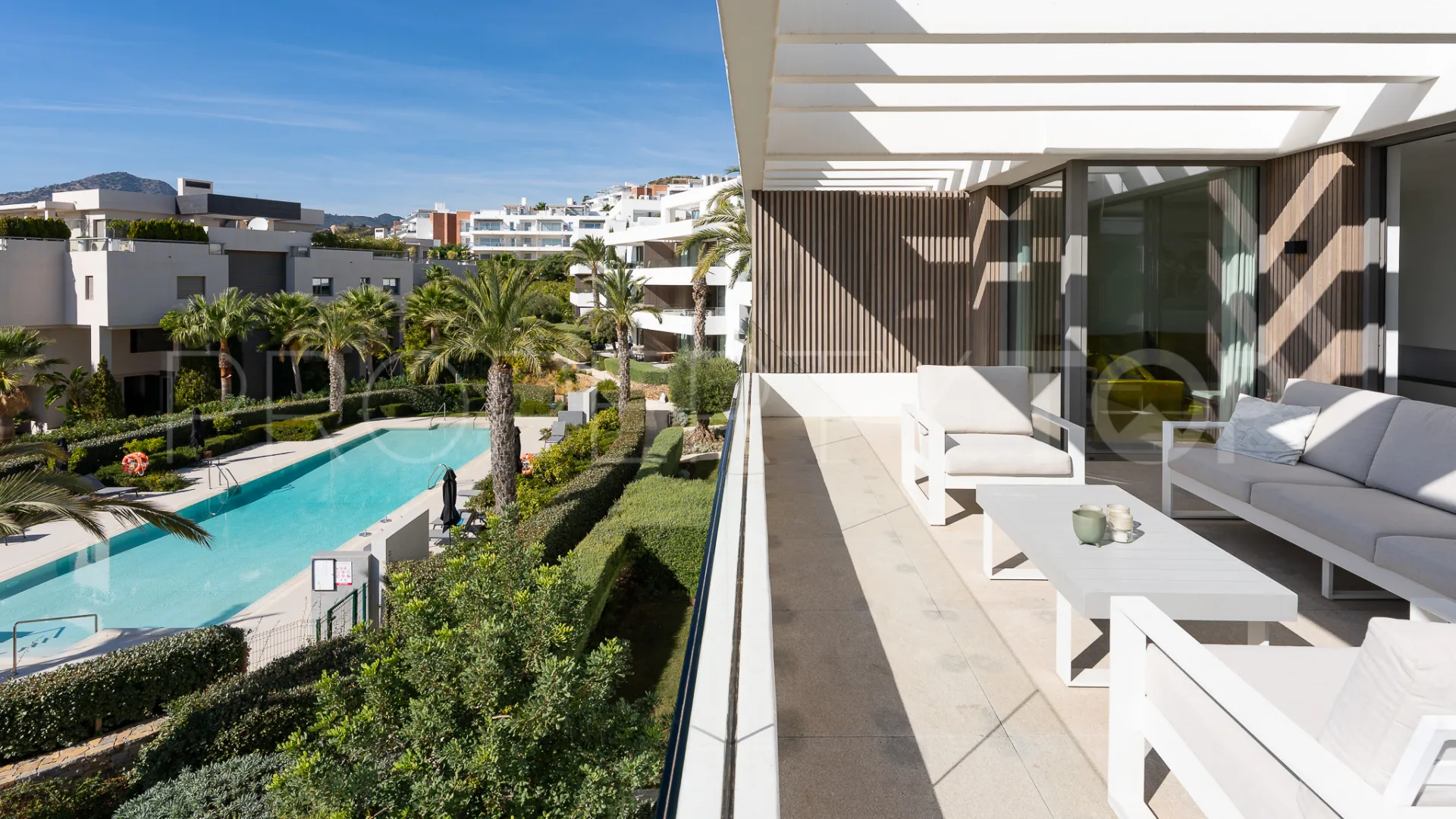 Benahavis 2 bedrooms penthouse for sale
