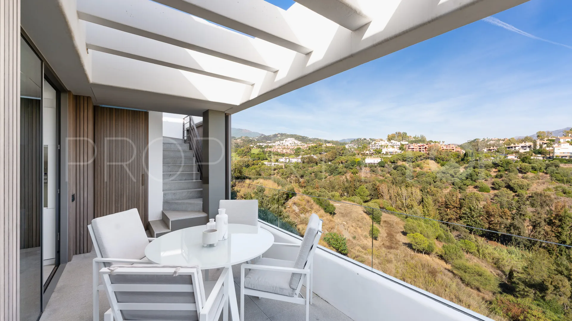Benahavis 2 bedrooms penthouse for sale