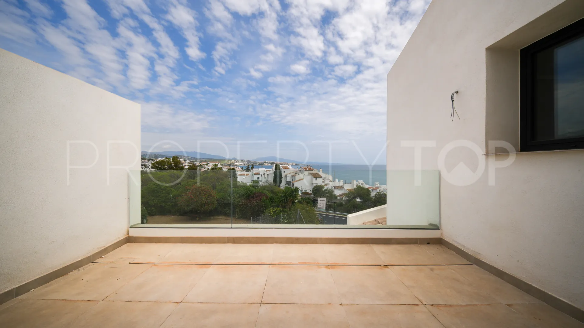 For sale Bahia Dorada 2 bedrooms town house