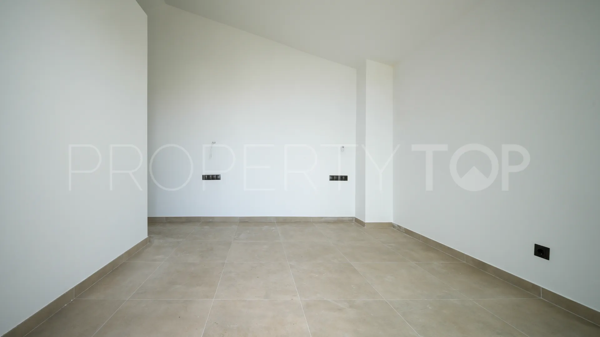 For sale Bahia Dorada 2 bedrooms town house