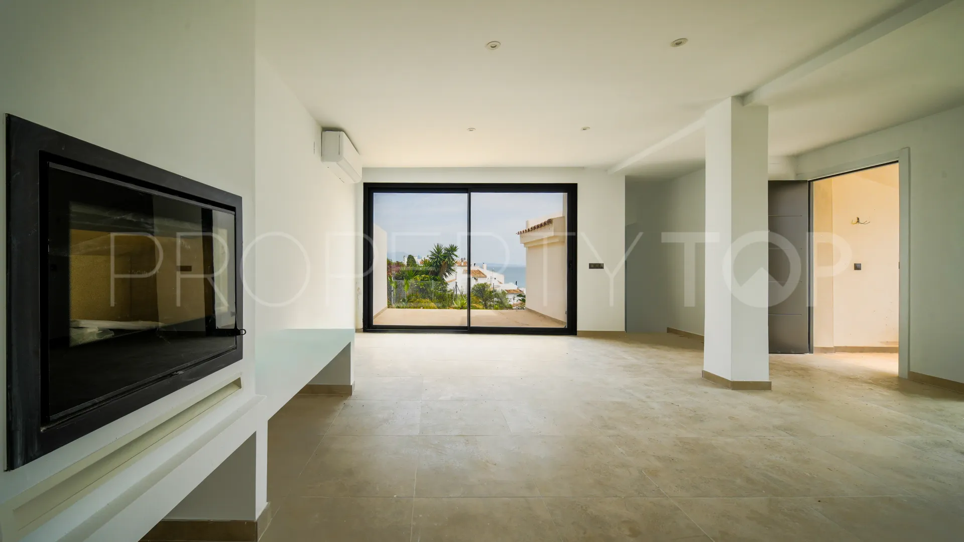For sale Bahia Dorada 2 bedrooms town house